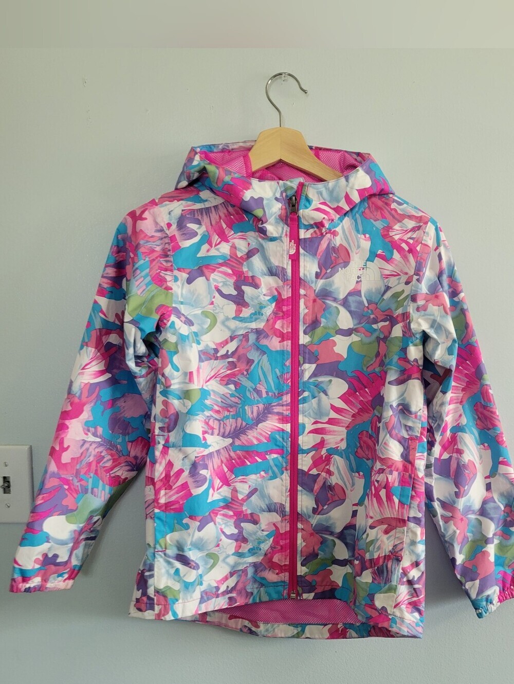 EUC The North Face Girls' Zipline Hooded Rain Jacket SZ Girls M Floral Camo - Picture 2 of 15